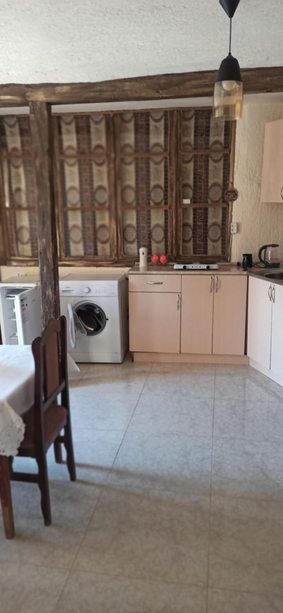 Lucy B&B Goris Bagian luar foto