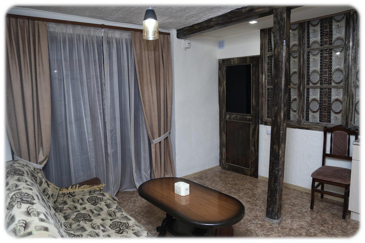 Lucy B&B Goris Bagian luar foto
