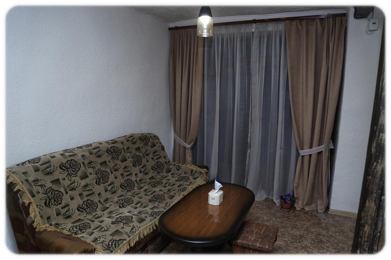 Lucy B&B Goris Bagian luar foto