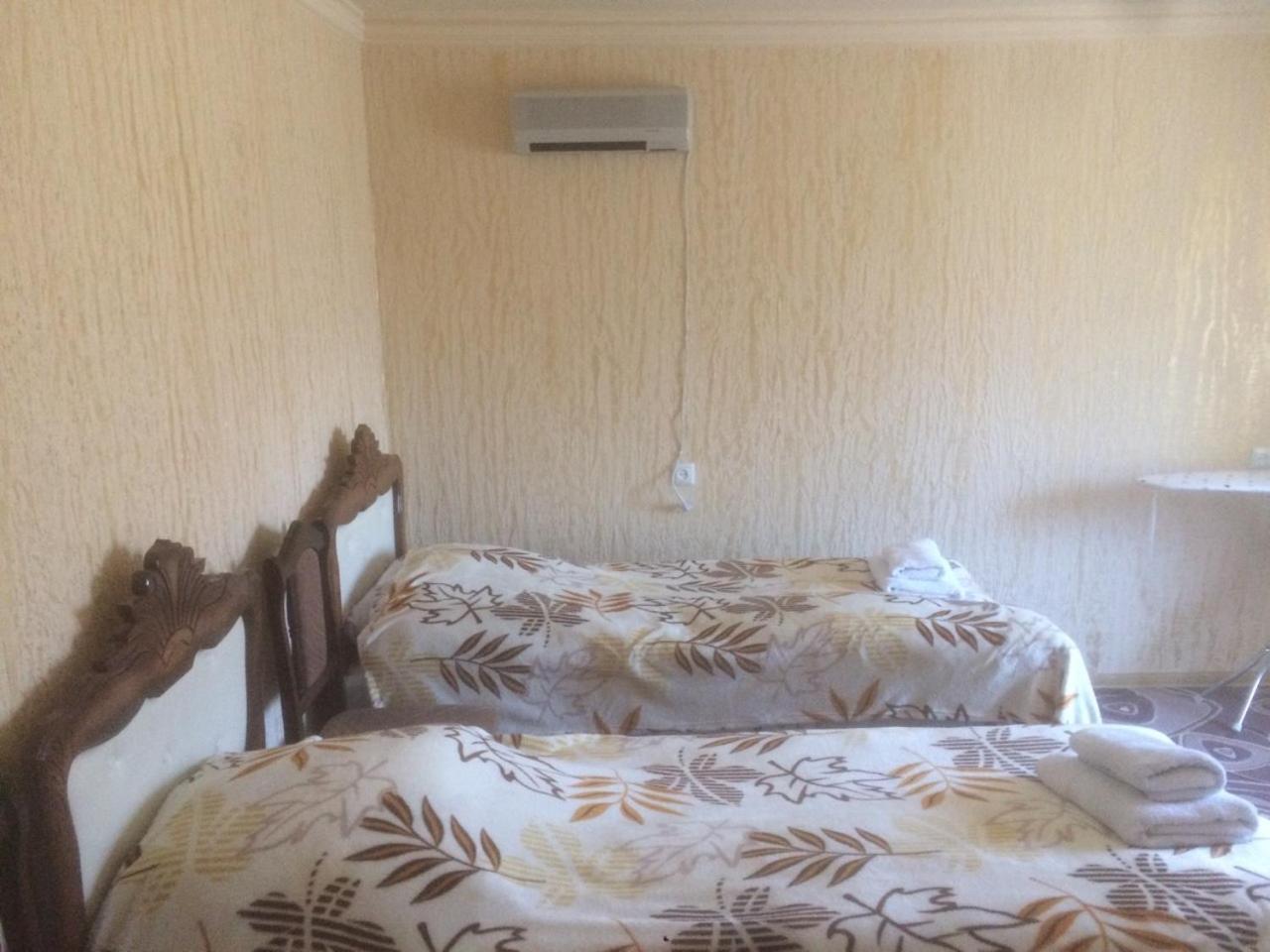 Lucy B&B Goris Bagian luar foto